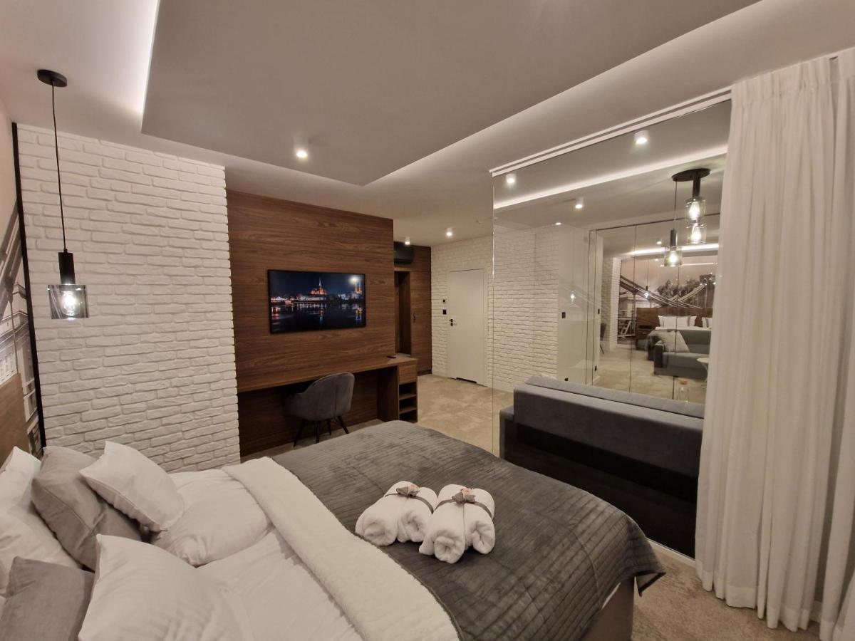 Brossa Apartments, 24H Self Check In, Klima, Aircond Wroclaw Bagian luar foto