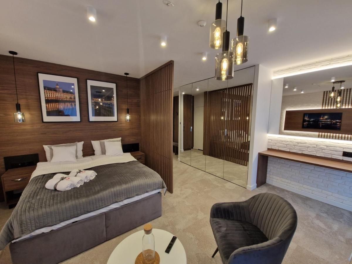 Brossa Apartments, 24H Self Check In, Klima, Aircond Wroclaw Bagian luar foto